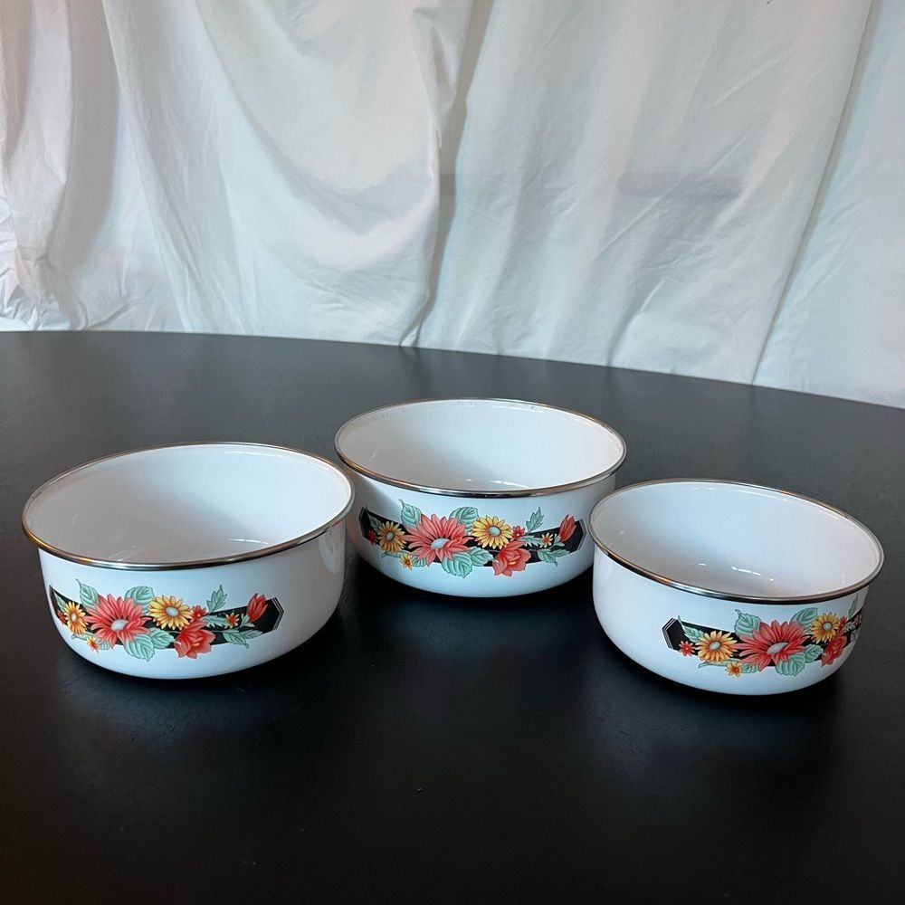 Vintage 60s Metal Stackable Bowl Trio with Black Based Floral Design